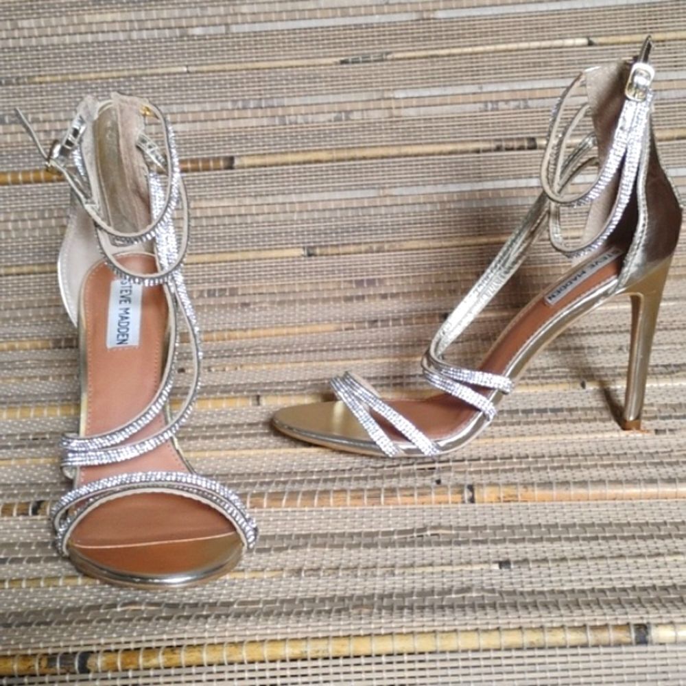 Steve Madden Fiffi Rhinestone Open Toe Back Zip Stiletto Strappy Sandals 8.5